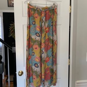 🌼SEE YOU MONDAY FLORAL PANTS🌼